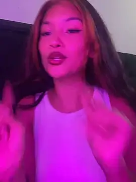 baby lizy online show from December 2024 10:24:01 PM