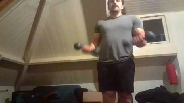 Snapshot of Mclozzz chatting on November 2025 03:29:02 AM Mclozzz online show from November 2025 03:29:02 AM