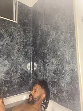 Snapshot of bigdinca chatting on October 2025 08:57:02 AM bigdinca online show from October 2025 08:57:02 AM