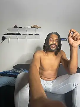 Snapshot of bigdinca chatting on October 2025 11:43:01 AM bigdinca online show from October 2025 11:43:01 AM