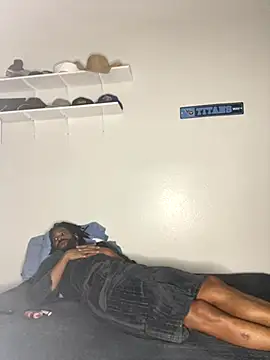 Snapshot of bigdinca chatting on October 2025 06:10:01 PM bigdinca online show from October 2025 06:10:01 PM