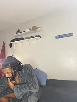 Snapshot of bigdinca chatting on October 2025 01:56:02 PM bigdinca online show from October 2025 01:56:02 PM