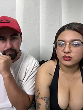 Snapshot of camianddanna chatting on March 2025 03:09:02 AM camianddanna online show from March 2025 03:09:02 AM