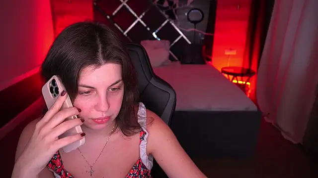 Snapshot of MirandaWong chatting on October 2025 05:26:02 AM MirandaWong online show from October 2025 05:26:02 AM