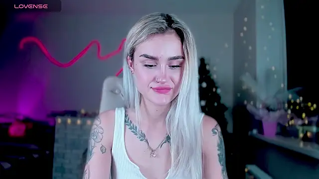  Ravenaa online show from December 2024 01:43:02 PM