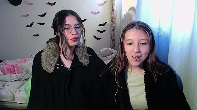 BRIAR AND BLAIR online show from September 2025 03:49:01 PM