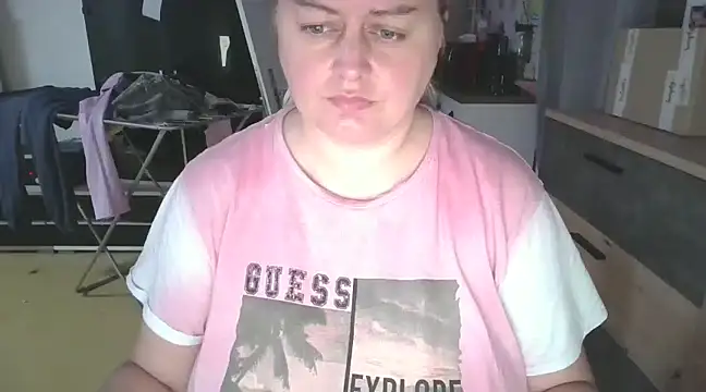 Meliss Official9 online show from February 2025 06:16:01 PM