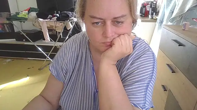 Meliss Official9 online show from March 2025 08:13:02 AM