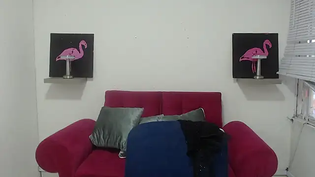 vainillaplaypussy online show from October 2025 12:30:01 PM