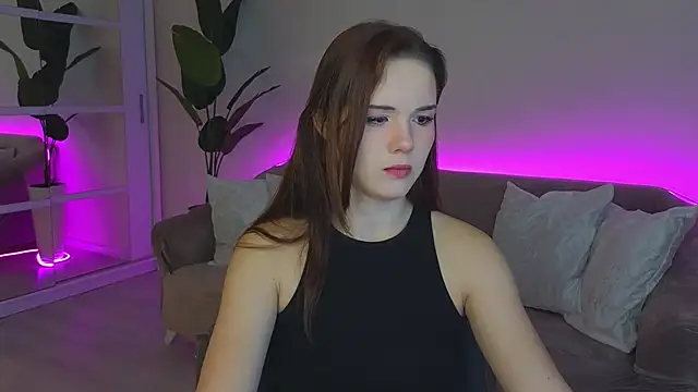 Snapshot of LindaRobertz chatting on October 2025 09:58:02 PM LindaRobertz online show from October 2025 09:58:02 PM