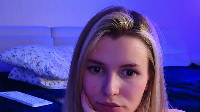 elsa limerence online show from January 2025 01:57:01 PM