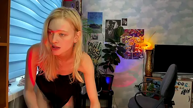 Evvie Summn1 online show from February 2025 05:34:02 AM