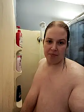 Snapshot of 023Longandjuicy chatting on December 2025 03:12:02 AM 023Longandjuicy online show from December 2025 03:12:02 AM