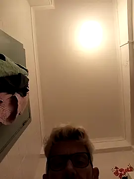 Snapshot of jonyfree1978 chatting on October 2025 09:45:01 PM jonyfree1978 online show from October 2025 09:45:01 PM