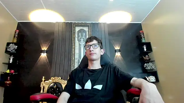 Erik Osorio online show from January 2025 11:24:01 PM