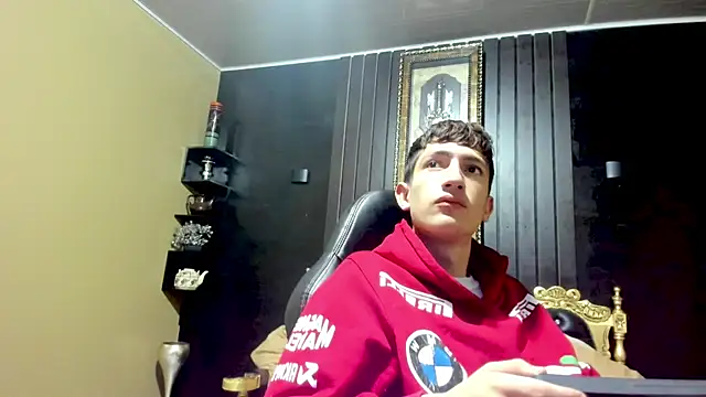 Erik Osorio online show from January 2025 04:36:02 PM