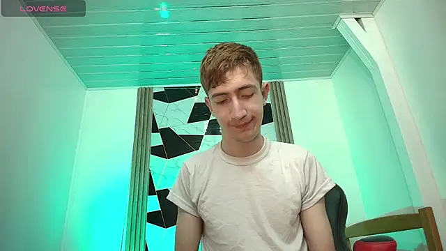 Erik Osorio online show from March 2025 07:06:01 PM