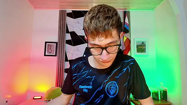 Erik Osorio online show from September 2025 08:09:01 PM