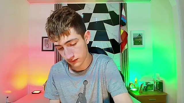 Erik Osorio online show from September 2025 03:58:02 PM