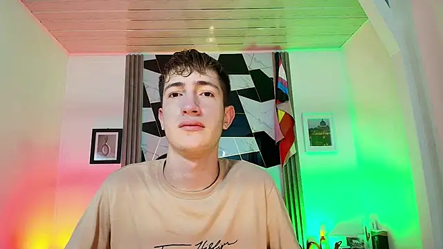 Erik Osorio online show from September 2025 08:43:01 PM
