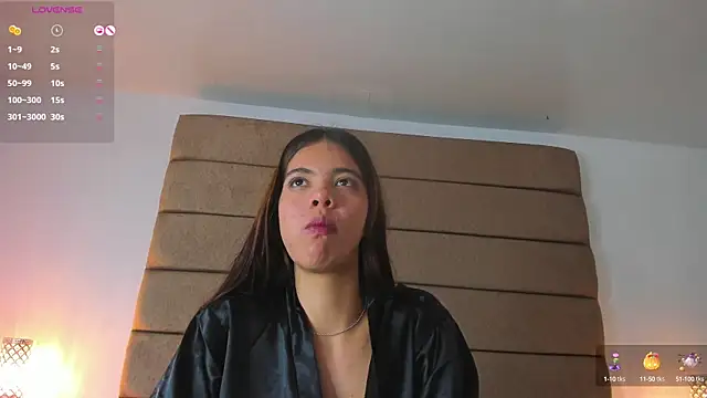 adara scot online show from December 2024 06:17:01 PM