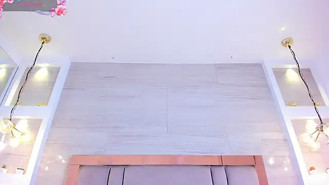 adara scot online show from February 2025 03:15:02 PM