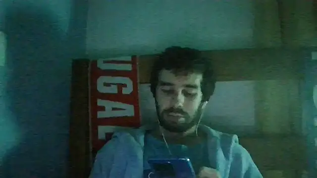 Snapshot of danibigcock69 chatting on October 2025 10:54:02 PM danibigcock69 online show from October 2025 10:54:02 PM