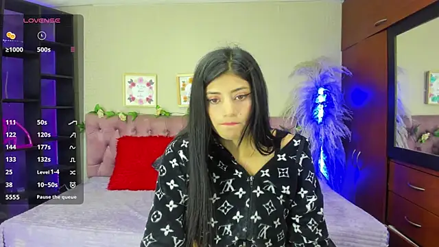 Lia Keen online show from December 2024 08:05:02 PM
