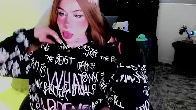 Snapshot of _riassgremory chatting on October 2025 08:51:02 PM riassgremory online show from October 2025 08:51:02 PM