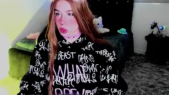 Snapshot of _riassgremory chatting on October 2025 01:19:01 PM riassgremory online show from October 2025 01:19:01 PM