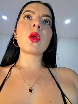 Anal Luucia online show from November 2025 12:49:02 PM