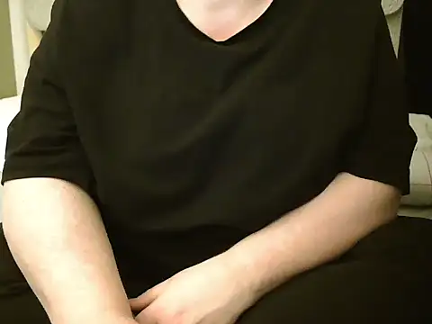 Snapshot of MarthaBriest chatting on January 2025 06:31:02 AM MarthaBriest online show from January 2025 06:31:02 AM