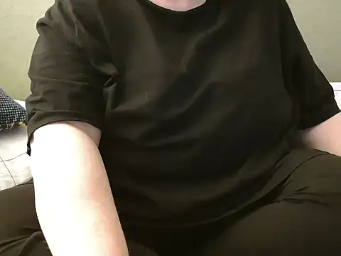 Snapshot of MarthaBriest chatting on January 2025 01:54:01 PM MarthaBriest online show from January 2025 01:54:01 PM