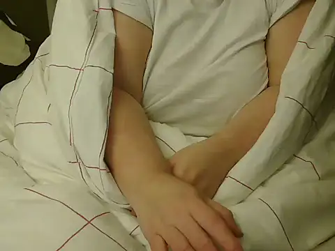 Snapshot of MarthaBriest chatting on January 2025 03:58:02 AM MarthaBriest online show from January 2025 03:58:02 AM