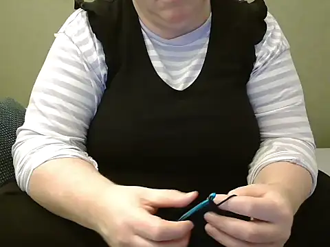 Snapshot of MarthaBriest chatting on January 2025 10:37:02 AM MarthaBriest online show from January 2025 10:37:02 AM