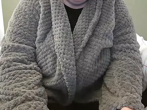 Snapshot of MarthaBriest chatting on February 2025 11:32:02 AM MarthaBriest online show from February 2025 11:32:02 AM