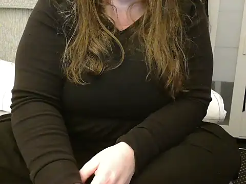 Snapshot of MarthaBriest chatting on February 2025 07:23:02 AM MarthaBriest online show from February 2025 07:23:02 AM