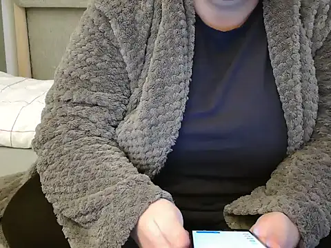 Snapshot of MarthaBriest chatting on February 2025 08:38:01 AM MarthaBriest online show from February 2025 08:38:01 AM