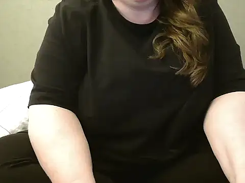 Snapshot of MarthaBriest chatting on February 2025 07:01:02 AM MarthaBriest online show from February 2025 07:01:02 AM