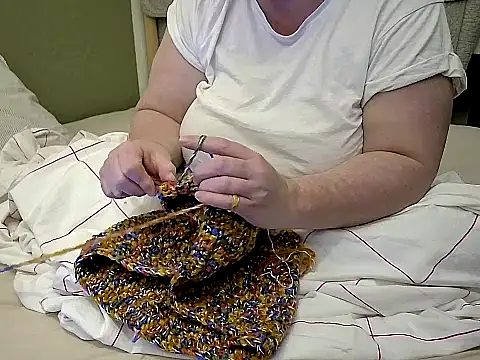 Snapshot of MarthaBriest chatting on September 2025 05:00:02 AM MarthaBriest online show from September 2025 05:00:02 AM