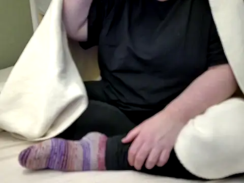 Snapshot of MarthaBriest chatting on October 2025 08:54:02 PM MarthaBriest online show from October 2025 08:54:02 PM