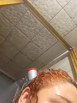 Snapshot of m0ondolly chatting on September 2025 06:29:02 AM m0ondolly online show from September 2025 06:29:02 AM