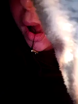 Snapshot of YuliannaFox chatting on December 2024 09:32:02 PM YuliannaFox online show from December 2024 09:32:02 PM