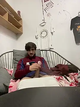 Snapshot of Tomito14 chatting on September 2025 04:27:01 AM Tomito14 online show from September 2025 04:27:01 AM