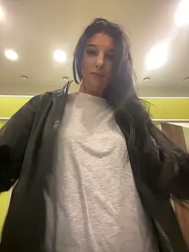 Tisha Busty online show from October 2025 10:25:01 AM