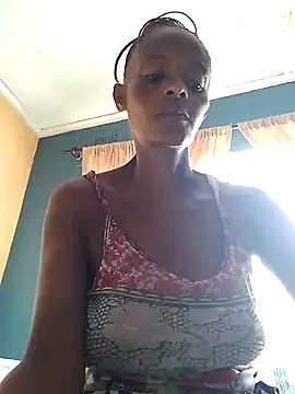 Snapshot of sweets_80 chatting on December 2024 07:57:01 AM sweets 80 online show from December 2024 07:57:01 AM