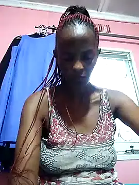 Snapshot of sweets_80 chatting on December 2024 04:21:02 PM sweets 80 online show from December 2024 04:21:02 PM