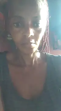 Snapshot of sweets_80 chatting on December 2024 07:40:02 AM sweets 80 online show from December 2024 07:40:02 AM