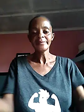 Snapshot of sweets_80 chatting on January 2025 04:29:02 PM sweets 80 online show from January 2025 04:29:02 PM