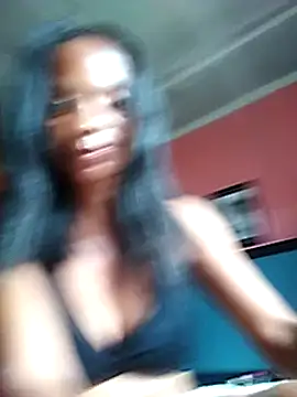 Snapshot of sweets_80 chatting on February 2025 02:24:01 PM sweets 80 online show from February 2025 02:24:01 PM